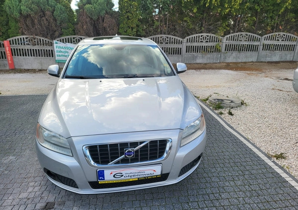 Volvo V70 cena 28500 przebieg: 235120, rok produkcji 2009 z Łańcut małe 529